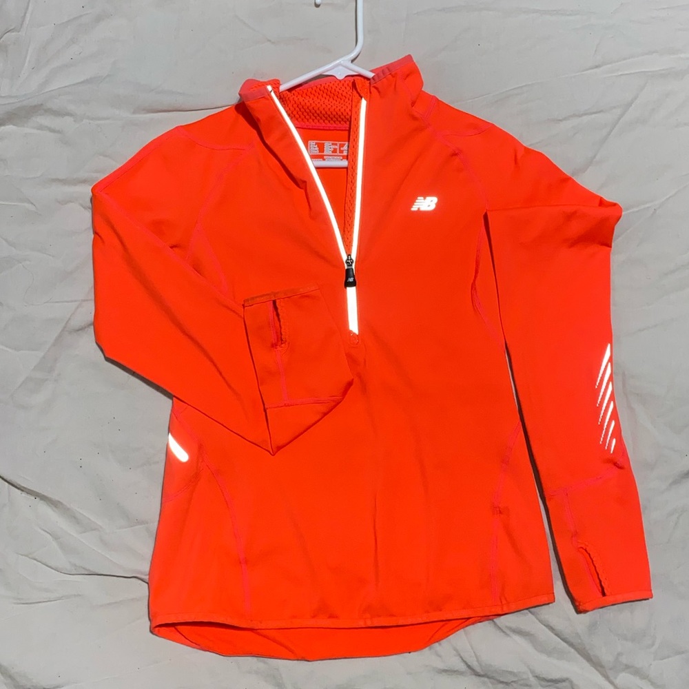✨NEW BALANCE CORAL FIT JACKET✨